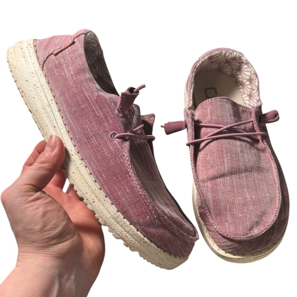 Hey Dude | Wendy Sparkling Rose Pink Slip-on Shoes Women’s Sz 6